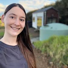 Just me and my Tiny House! P.s. I tried to get this pic super quick because  I didn't want to get spotted IRL taking a selfie with my tiny home 😂