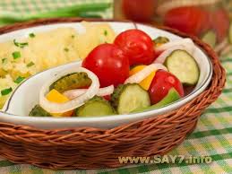 салат с курицей и маринованными грибами и болгарским перцем Cherri Ogurcy Bolgarskij Perec Marinovannye Po Bystromu Recept Tomat Cherri Zakuski Idei Dlya Blyud