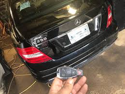 Designed to handle the increased use of onboard accessories in today's vehicles, performance series batteries combine long service life, high reliability and deep cycle capabilities. 2001 Mercedes C240 All Keys Lost Locksmith Monkey