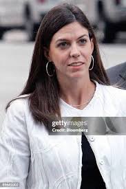 253 Laura Holt Stock Photos, High-Res Pictures, and Images