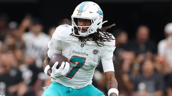 Dolphins' leading receiver Caleb Douglas out vs. Chiefs - ESPN