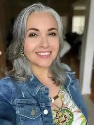 Te menciono. Hola ! Cómo estás? Nos seguimos también en Instagram?? Te  espero 😉 Aprovechó para dejarte un beso 😘