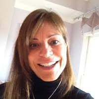 Kari Wolff's Instagram, Twitter & Facebook