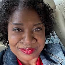 Martha Stewart and Snoop Dogg are still as thick as thieves.