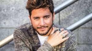 La fan más especial de Manuel Carrasco en su concierto de Cádiz