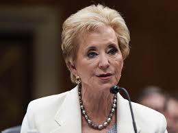 Eighth-grader spreads smiles to seniors, one card at a time