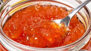 Incepem prin a fierbe siropul. ReÅ£eta Din Caietul Bunicii DulceaÅ£Ä De Gutui