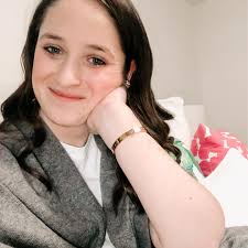 Lindsey Phillips (@darlinginsunnies) • Instagram photos and videos