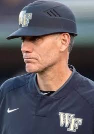 Tom Walter's Instagram, Twitter & Facebook