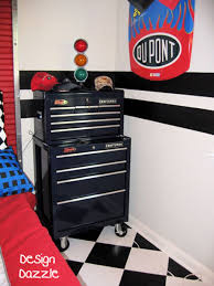 The most common car bedroom decor material is cotton. 50 Car Themed Bedroom Ideas For Kids Boys Accessories Decorations Etc