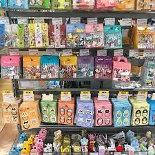 池袋ロフトでフラットインデックスクリップを全柄置いていただいています ๑ ᴗ ๑ サンシャインの池袋ハンズにも同じく並べていただいているので お近くにお住まいの方やお立ち寄りされる方は是非手に取ってみてください 可愛くて実用的 好評発売中です ๑ ᴗ ๑