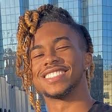 Dean Bean's Instagram, Twitter & Facebook