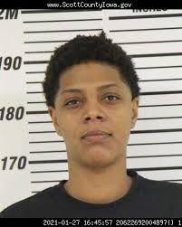 Lashanda Burch's Instagram, Twitter & Facebook