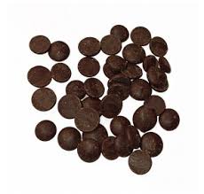 Il cioccolato, o cioccolata (specie se fusa o da spalmare), è un alimento derivato dai semi dell'albero del cacao, ampiamente diffuso e consumato in tutto il mondo.il termine cioccolata viene utilizzato come sinonimo di cioccolato oppure per indicare una bevanda liquida a base di polvere di semi di cacao, nell'uso occidentale contemporaneo invariabilmente con l'aggiunta di zucchero (al. Pastiglie Di Cioccolato Extra Fondente 60