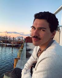 Michael Varley (@mvarpic) • Instagram photos and videos