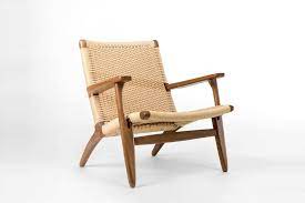 Chairs the classic simplicity of a rocking chair , the compact convenience of a folding chair , the luxurious comfort of a chaise lounge , the snoozeability of a recliner , the visual pop of a living room accent chair —a comfortable place to sit is a necessity for you, your family and your guests. Mid Century Modern Chairs For A Stylish 1950s Feel Departures