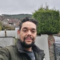 Dale Irving's Instagram, Twitter & Facebook