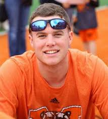 Congratulations to Nate Louie for his commitment to Mercer University!