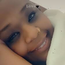 Krys (@Ilove_MesomeMe)