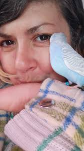 Say hello to my really little friends: (second batch of Purple Finch eggs) 