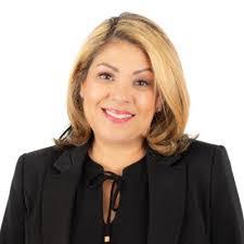 Erika Tucci's Instagram, Twitter & Facebook