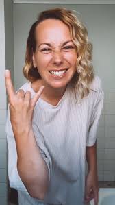 Great at giving advice…, Sh!t at following it! 💃 , #HolisticWellbeing  #SelfCareMadeSimple #WellbeingOverEverything #HealthyMindHealthyLife  #GlowFromWithin #BusyMumWellness #HolisticSelfCare ...