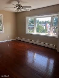 3 br, 1 bath apartment 81 dean street