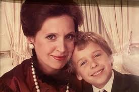 All About Author Danielle Steel's Five Marriages, Nine Children, and the  Scandal tha Broke Her Heart