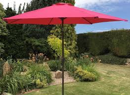 Electrónica, moda, hogar, libros, deporte y mucho más a precios bajos en amazon.es. Large 2 7m Crank And Tilt Garden Parasol Pink Uk Gardens Co Uk