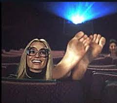 Https I Redd It Irt8riclrht31 Jpg In 2020 Margot Robbie Feet Margot Robbie Robbie