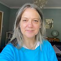 20 Best UK Poetry Blogs and Websites in 2025