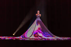 Слушайте в режиме онлайн перед скачиванием. Dress To Impress Is The Clear Cut Message Delivered At Eurovision 2018 Green Hippo