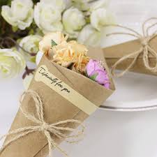 Son muy variados los tipos de bolsos existentes para cada ocasión e infinitas las maneras de combinarlos cuando son de color azul marino. Color Marron Etiqueta Adhesiva Bolso Boda Para Confeti O Bolsa Cucuruchos De Papel Kraft Cono De Arroz Cinta De Doble Cara 50 Piezas Conos De Arroz Para Boda Cuerda De Canamo Materiales