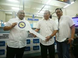 He declined to provide details, saying his family would issue a statement soon. Cdn Digital On Twitter Look Outgoing Ltfrb 7 Regional Director Ahmed Cuizon Turns Over Command Of Ltfrb 7 To Incoming Chief Eduardo Montealto During The Turnover Ceremony At Ltfrb 7 Office In Cebu City Together