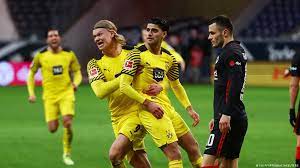 Dortmund (kurz borussia dortmund oder bvb) ist ein sportverein aus dortmund. Borussia Dortmund Macht Boden Auf Fc Bayern Gut Sport Dw 09 01 2022