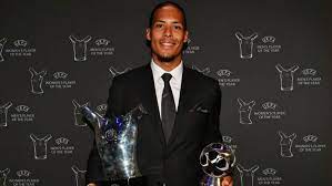 Lyon defender lucy bronze won the award for uefa's female player of the year at the event in monaco. Van Dijk Named Uefa S Player Of The Year Marca In English