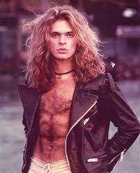 David lee roth is not one to shy away from saying…well, pretty much anything, and that was certainly the case in a recent interview. Lorenzo Dominik Eli Channel Rock Edge For Emporio Armani Campaign David Lee Roth Van Halen David Lee