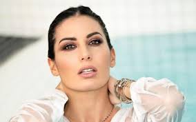 Chi è elisabetta gregoraci e tutto ciò che bisogna sapere sulla conduttrice: Chi E Elisabetta Gregoraci Eta Altezza Fidanzato Briatore