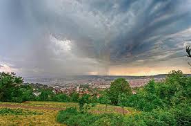 Wie war das wetter in stuttgart an einem bestimmten tag? Unwetter In Stuttgart Weitere Starke Gewitter Sind Angekundigt Stuttgart Stuttgarter Zeitung