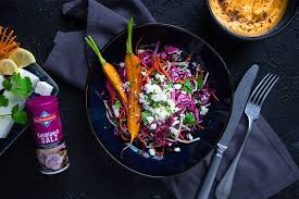 Rotkohlsalat Mit Kurkuma Joghurt Und Feta Bad Reichenhaller In 2020 Rezepte Rotkohlsalat Lebensmittel Essen