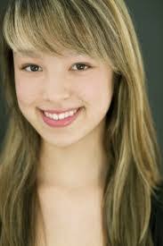 Leah Hansen's Instagram, Twitter & Facebook