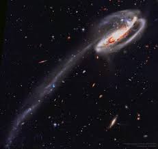 Es del tipo espiral barrada, hace poco se descubrió que nuestra galaxia. Kosmos Posts Facebook