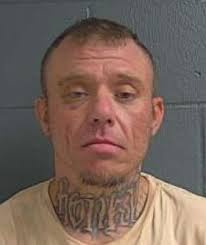Columbia fugitive arrested after chase