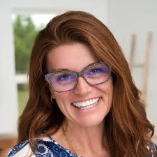 Jessica Langley's Instagram, Twitter & Facebook