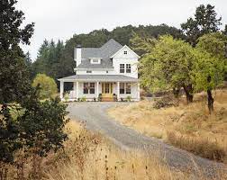 Farmhouse With Front Porch Samuel