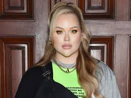 Nikkietutorials _ before and after transformations _ her cosmetic surgery and more. Everything You Need To Know About Beauty Youtuber Nikkie Tutorials