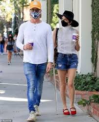 Selma blair was seen passionately hugging her beau ron carlson this saturday while they were out in los angeles. 82 Selma Blair Ideas In 2021 Selma Blair Selma Blair