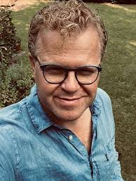 Raymond Lentz's Instagram, Twitter & Facebook