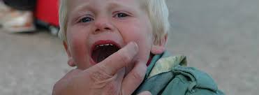 Støv eller fremmedlegeme i øyet. Fremmedlegeme I Luftveien Kfuk Kfum Speiderne