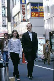 Bill murray's acting in sofia coppola's lost in translation is surely one of the most exquisitely controlled performances in recent movies. Lost In Translation 5 Fakten Die Sie Uber Den Kultfilm Noch Nicht Wussten Vogue Germany
